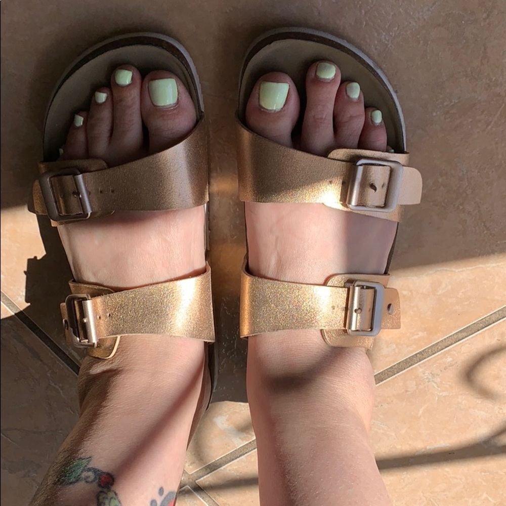 Madden Girls 2 Straps leather Sandals size 9